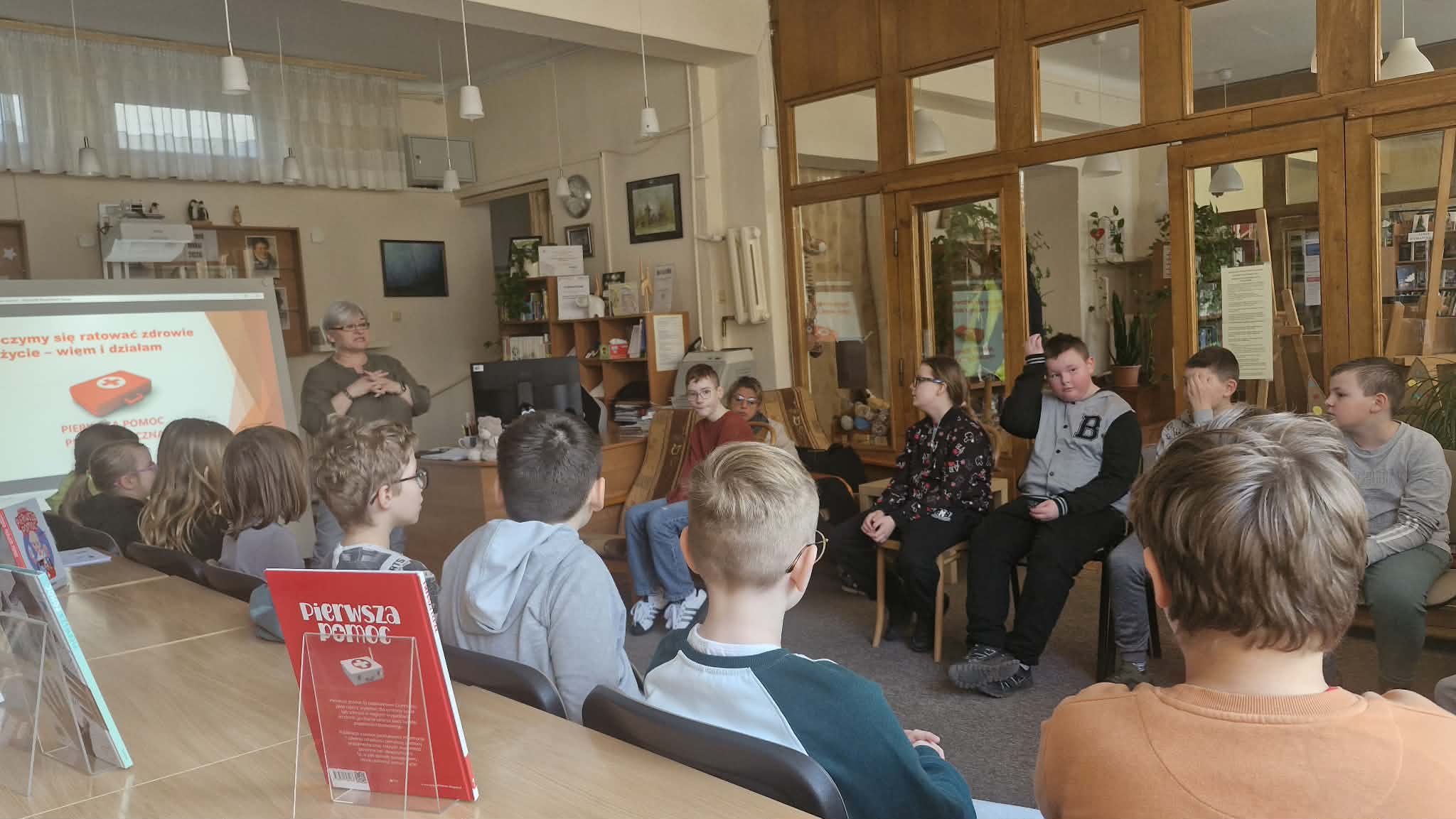 Uczymy się ratować zdrowie i życie, wiem i działam – zajęci…