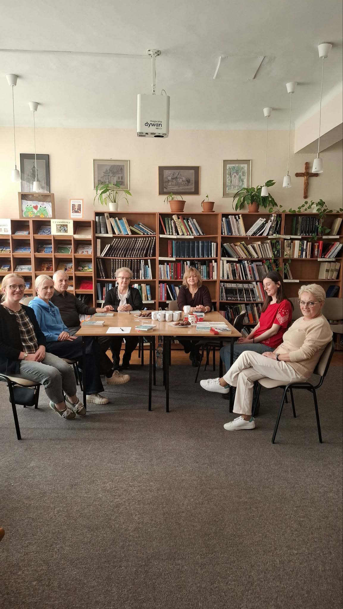 Spotkanie Dyskusyjnego Klubu Książki – „Ameryka.pl” Dorota …